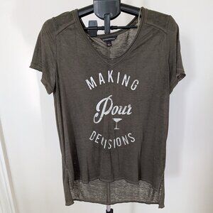 Womens Rock and Republic Top Size XL Green with Making Pour Decisions V neck